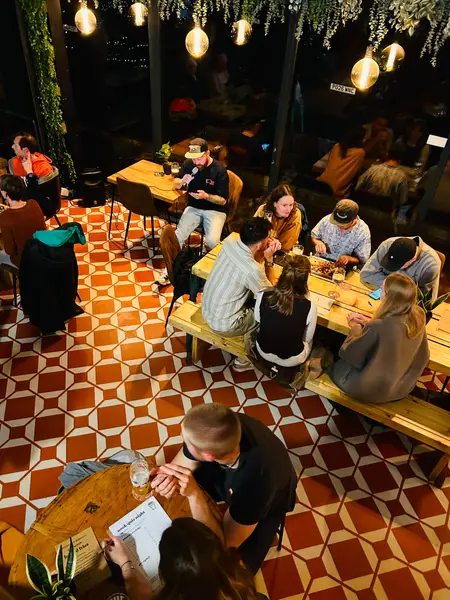 QUIZ NIGHT